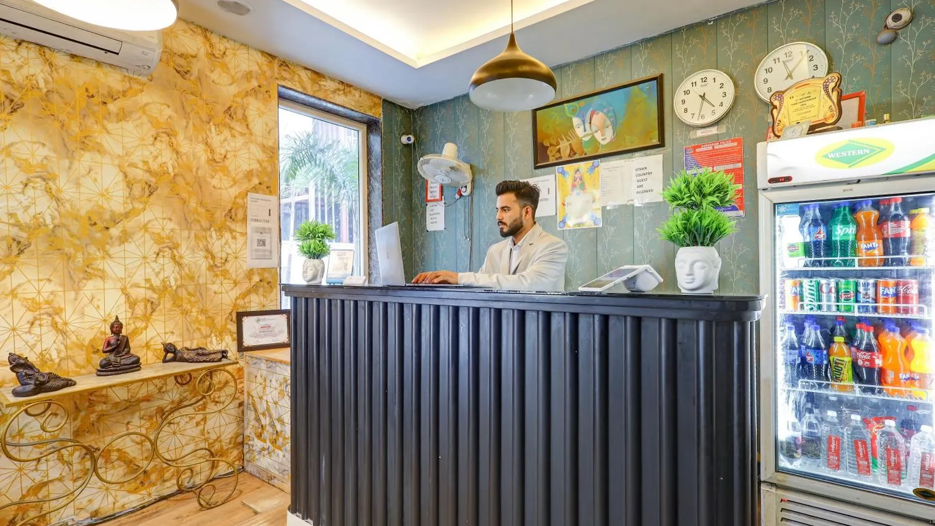 גורגאון Wedlock Corporate Suites - Sohna Road