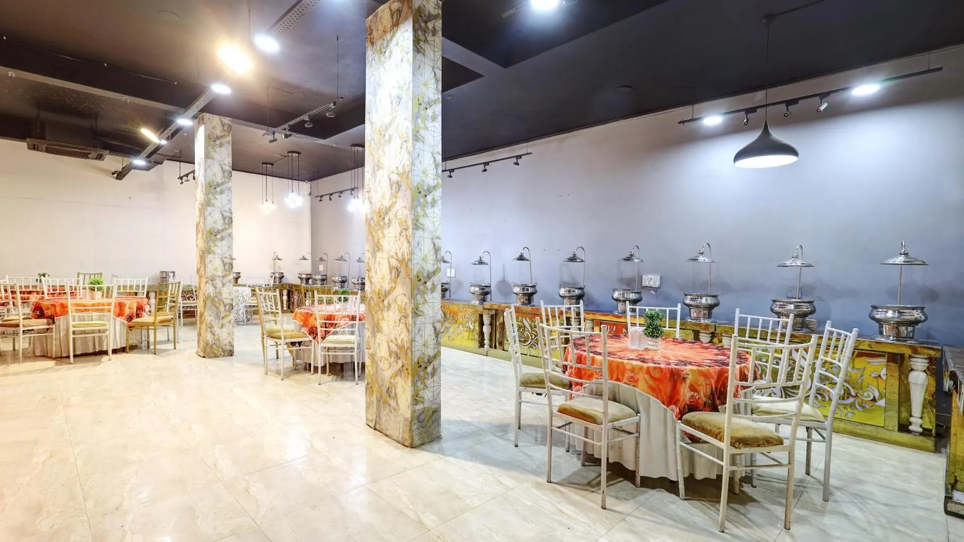 גורגאון Wedlock Corporate Suites - Sohna Road הודו